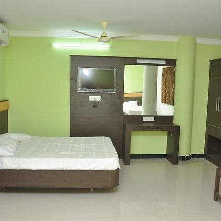 Hotel Jeyam Residency, Kumbakonam Pokój zdjęcie