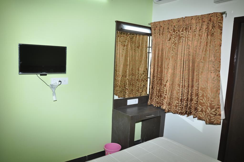 Hotel Jeyam Residency, Kumbakonam Zewnętrze zdjęcie
