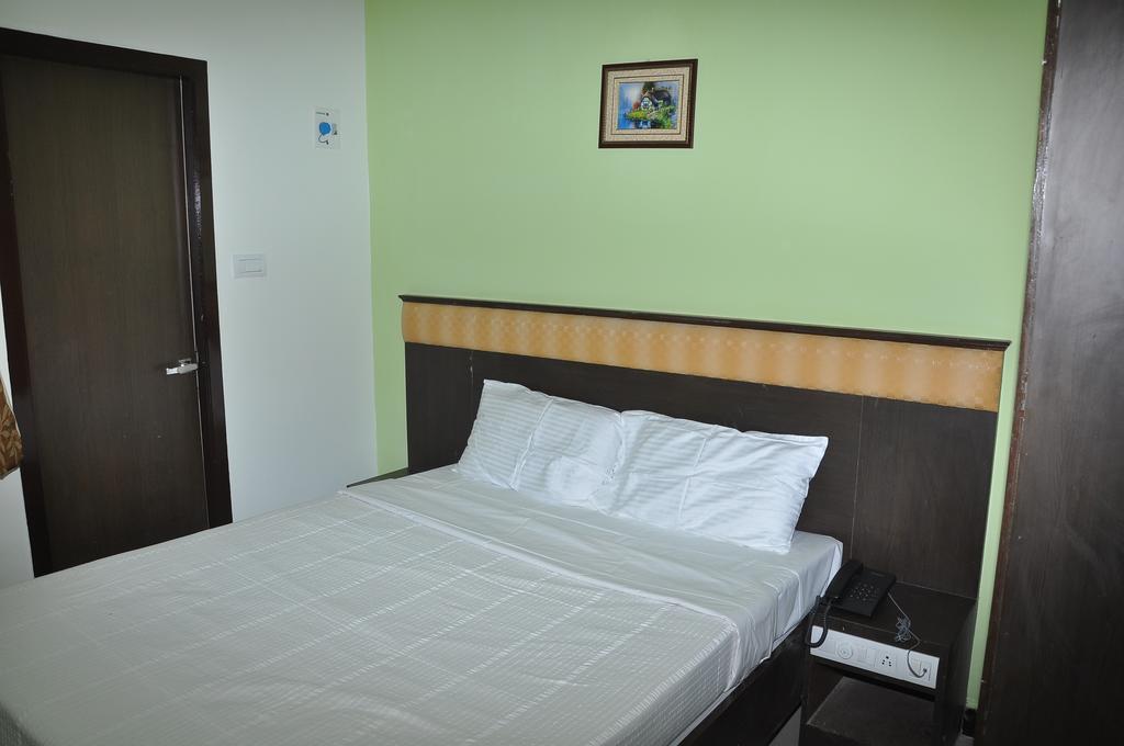Hotel Jeyam Residency, Kumbakonam Zewnętrze zdjęcie