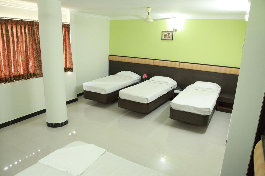 Hotel Jeyam Residency, Kumbakonam Pokój zdjęcie